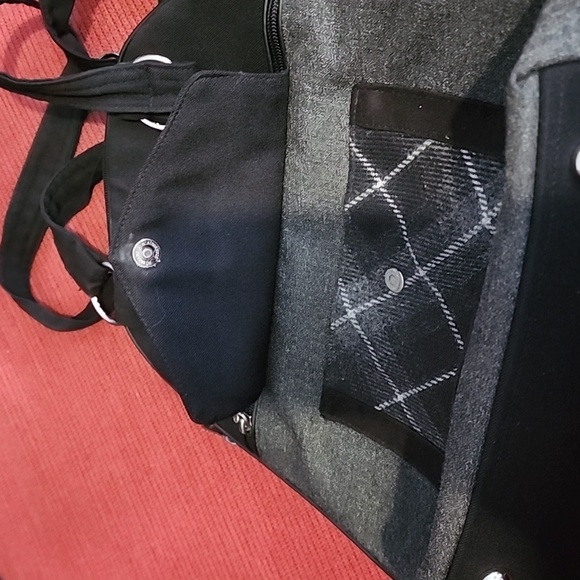 Convertible backpack purse EUC - Picture 5 of 12